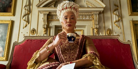 BRIDGERTON EVRENİ GENİŞLİYOR