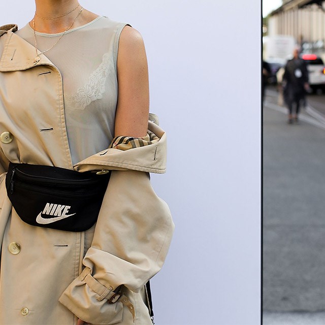 BEL ÇANTALARINA KARŞI KOYMAYIN