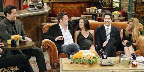 FRIENDS KADROSU YENİ BİR PROJE ÜZERİNDE ÇALIŞIYOR!
