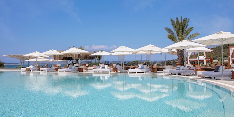 Bir Yaz Rüyası: Susona Bodrum ve Frankie Beach Club