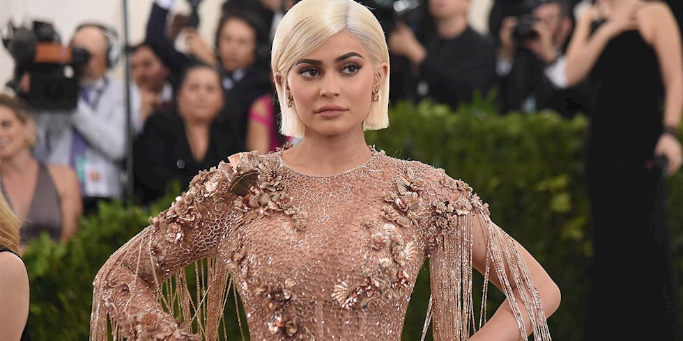 KYLIE JENNER KIZININ İSMİNİ INSTAGRAM’DAN PAYLAŞTI