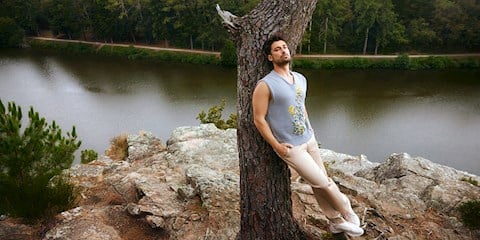 Alp Navruz İle La Gacilly’de Doğanın İçinde Özel Bir Çekim