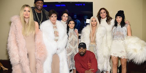 KANYE WEST, KARDASHIAN AİLESİNİ TWITTER'DAN TAKİP ETMEYİ BIRAKTI