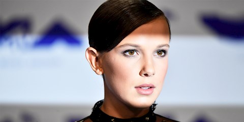 MILLY BOBBY BROWN'UN MİDESİNİ BULANDIRAN SAHNE