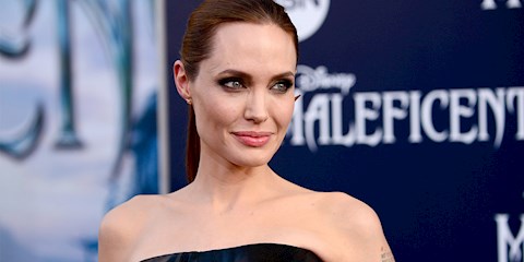 MALEFICENT FİLMİNİN YENİ FRAGMANI YAYINLANDI!