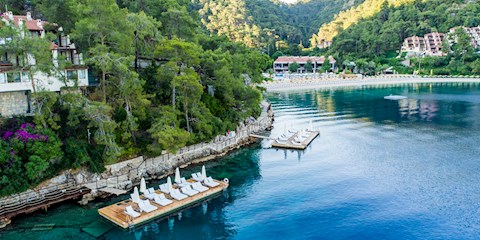 HILLSIDE BEACH CLUB UNUTULMAZ BİR YAZ İÇİN HAZIR!