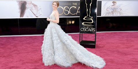 OSCAR'IN EN IŞILTILI KIRMIZI HALI STİLLERİ