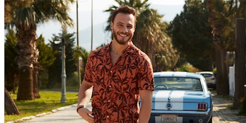 KEREM BÜRSİN H&M YAZ KOLEKSİYONUN YÜZÜ OLDU!