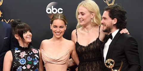 YENİ GAME OF THRONES SAHNELERİ YAYINLANDI