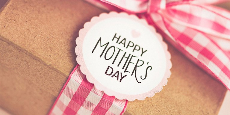 ANNELER GÜNÜ İÇİN HEDİYELER