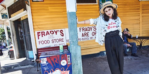 JOURNEYS'İN SON BÖLÜMÜNDE LANGLEY FOX HEMINGWAY BAŞROLDE