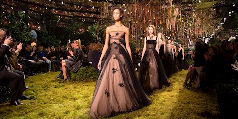 LVMH CHRISTIAN DIOR'U SATIN ALIYOR