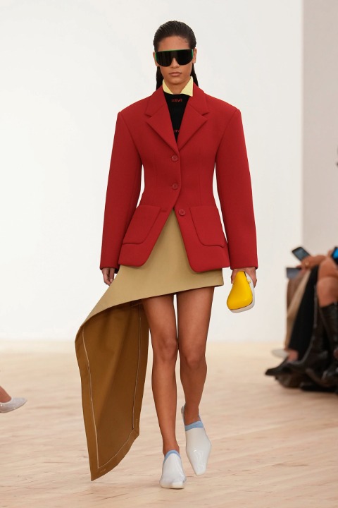 Paris Moda Haftası: Loewe İlkbahar/Yaz 2026 / 7
