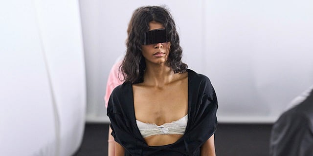 Milano Moda Haftası MM6 Maison Margiela İlkbahar/Yaz 2027: Form Fonksiyonu Değiştirirse