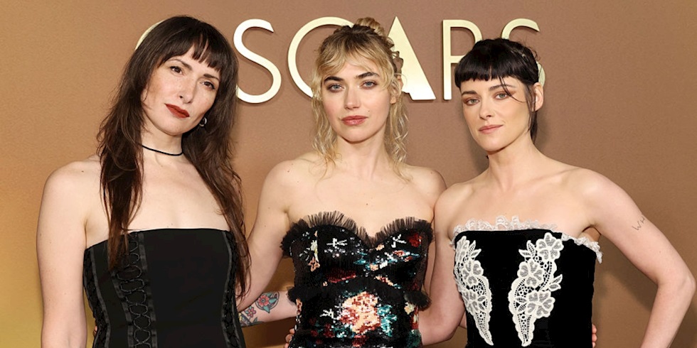 Kırmızı Halı: 2025 Governors Ödülleri'nde Ön Plana Çıkan Güzellik Görünümleri