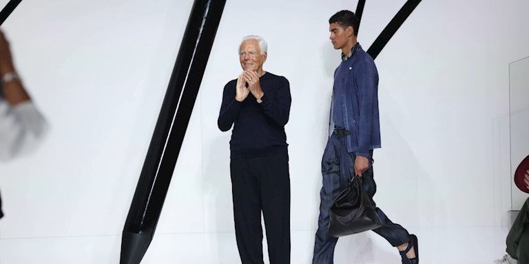 Giorgio Armani’nin Unutulmaz Kırmızı Halı İmzaları