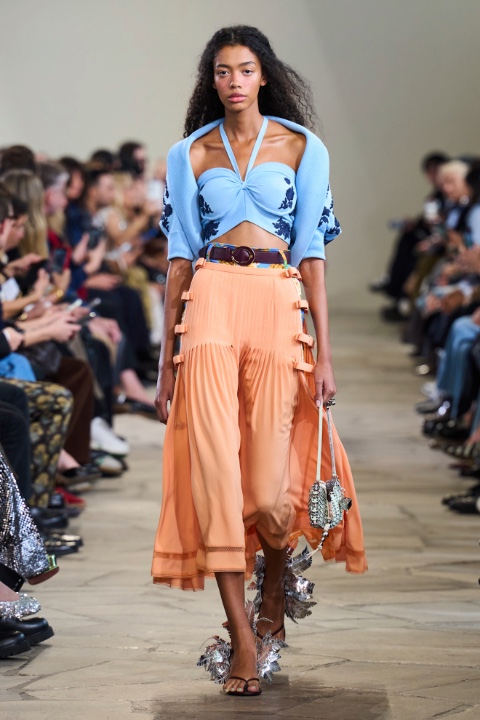 Paris Moda Haftası: Rabanne İlkbahar/Yaz 2026 / 0