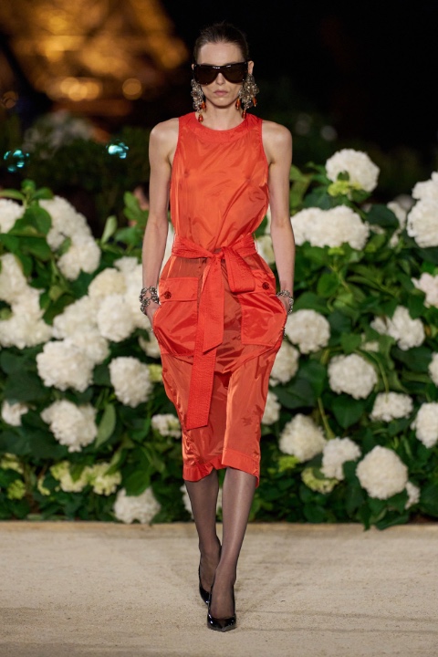 Paris Moda Haftası: Saint Laurent İlkbahar/Yaz 2026 / 6