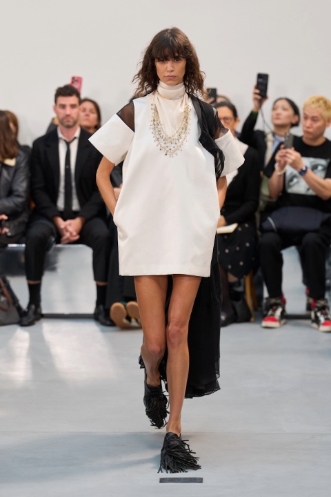 Paris Moda Haftası: Sacai İlkbahar/Yaz 2026 / 0