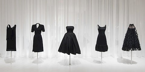 Bir Elbiseden Daha Fazlası