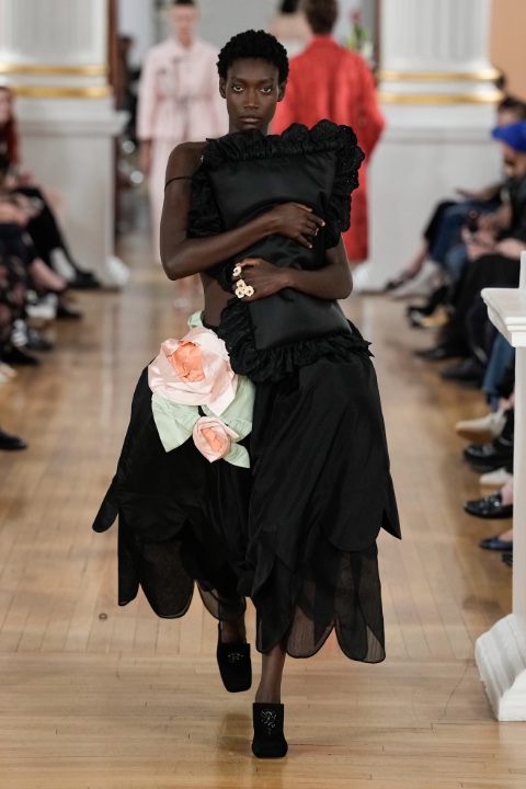 Londra Moda Haftası: Simone Rocha İlkbahar/Yaz 2026 / 4