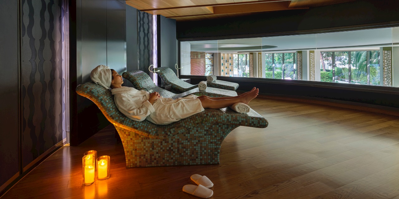 Şehrin Gürültüsünden Alp Esintili Bir Sığınağa