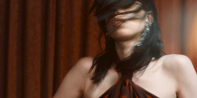 Ara Sezon: Alexander McQueen Resort 2026