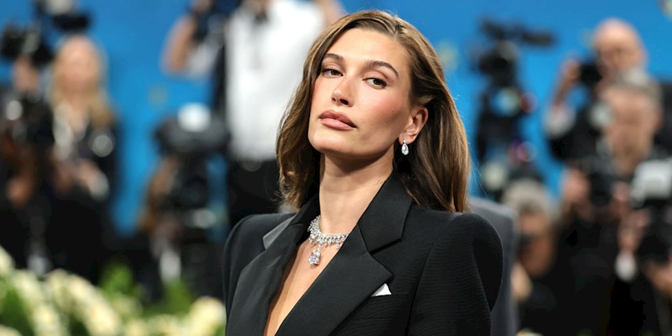 Hailey Bieber'ın En Sevdiğimiz 10 Görünümü