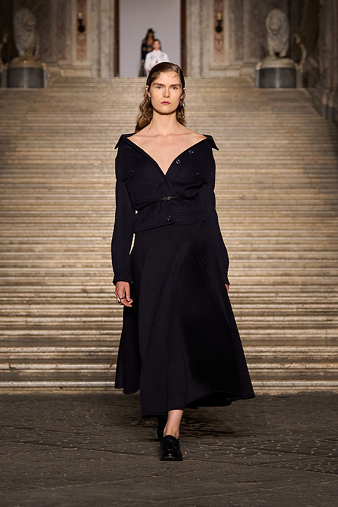 Max Mara 2026 Resort Koleksiyonu Napoli’de Tanıtıldı / 24