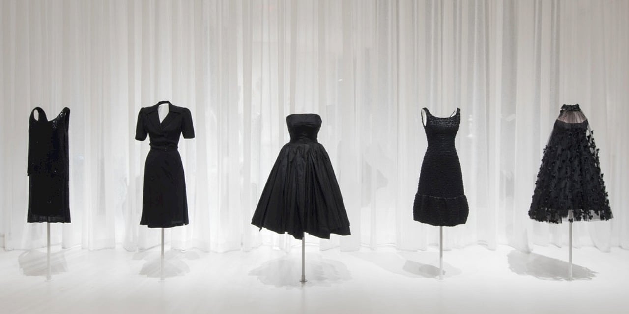 Bir Elbiseden Daha Fazlası