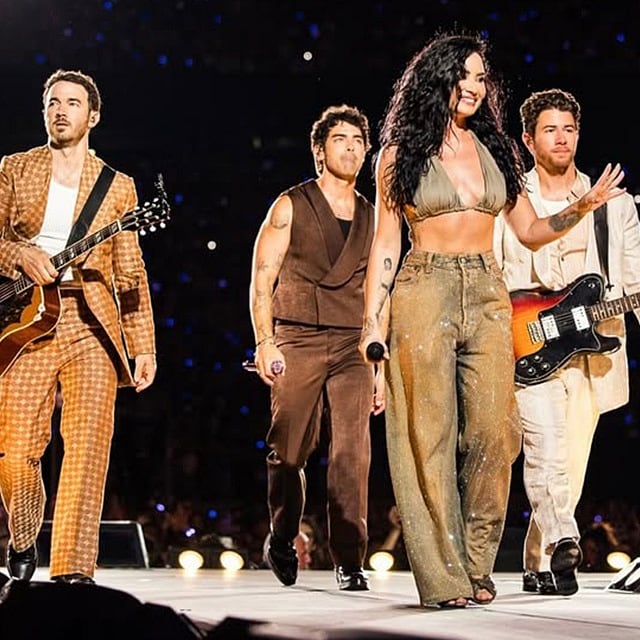 Demi Lovato ve Jonas Kardeşlerden 