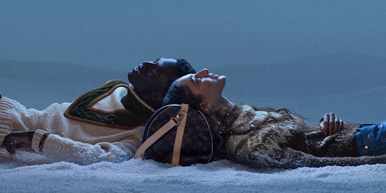 Louis Vuitton'un Yeni Kampanyası Bizi Başka Dünyalara Götürmeyi Amaçlıyor