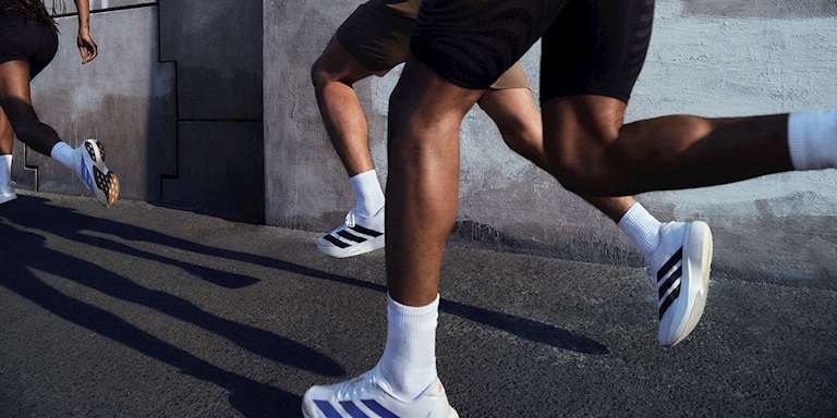 Hız ve Stil Bir Arada: adidas Adizero Evo SL 2025