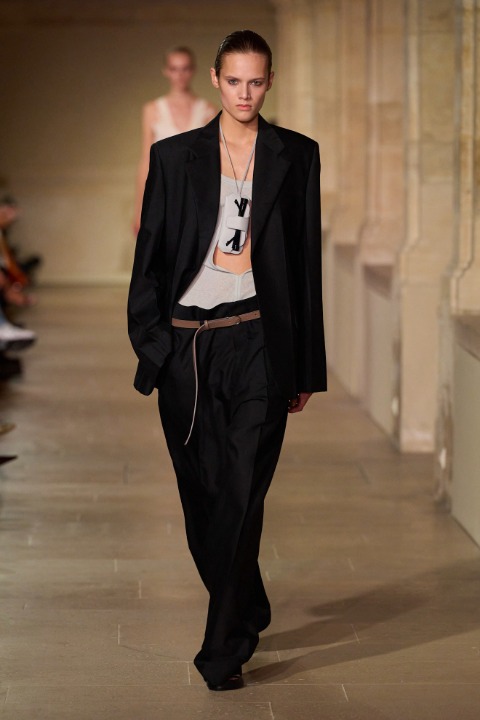 Paris Moda Haftası: Victoria Beckham İlkbahar/Yaz 2026 / 11