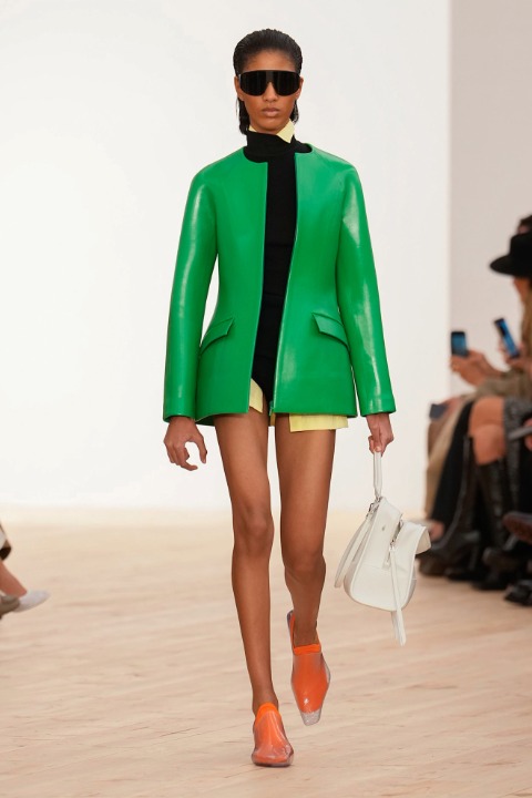Paris Moda Haftası: Loewe İlkbahar/Yaz 2026 / 2