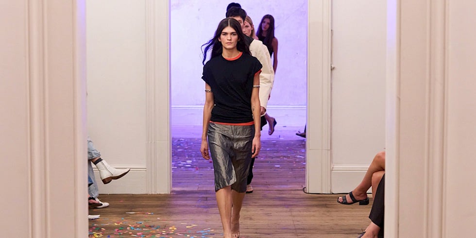 New York Moda Haftası Eckhaus Latta İlkbahar/Yaz 2027: Modaya Eğlenceyi Geri Getiriyor