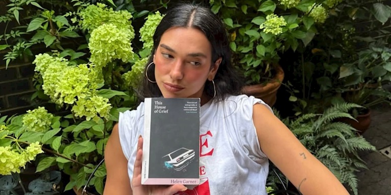 Kitap Kulüpleri Ünlüler Arasında Neden Bu Kadar Popüler?