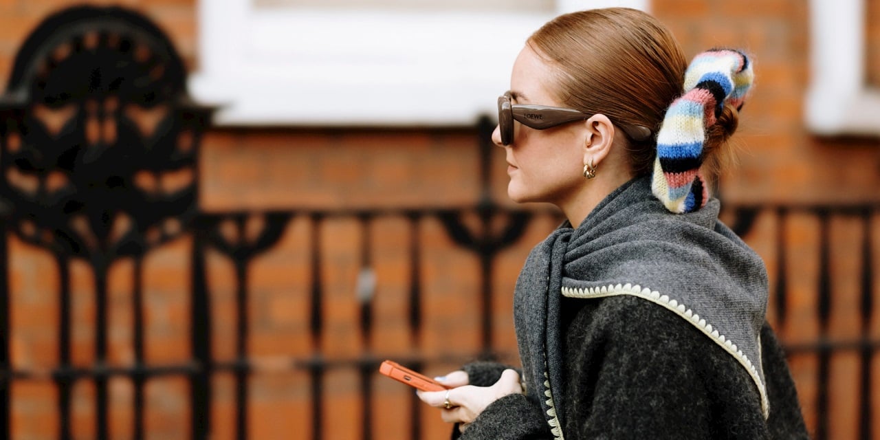 Ekran Kaydırırken Dikkat: El, Kol ve Omuz Sağlığını Korumak Longevity’nin Yeni Şartı