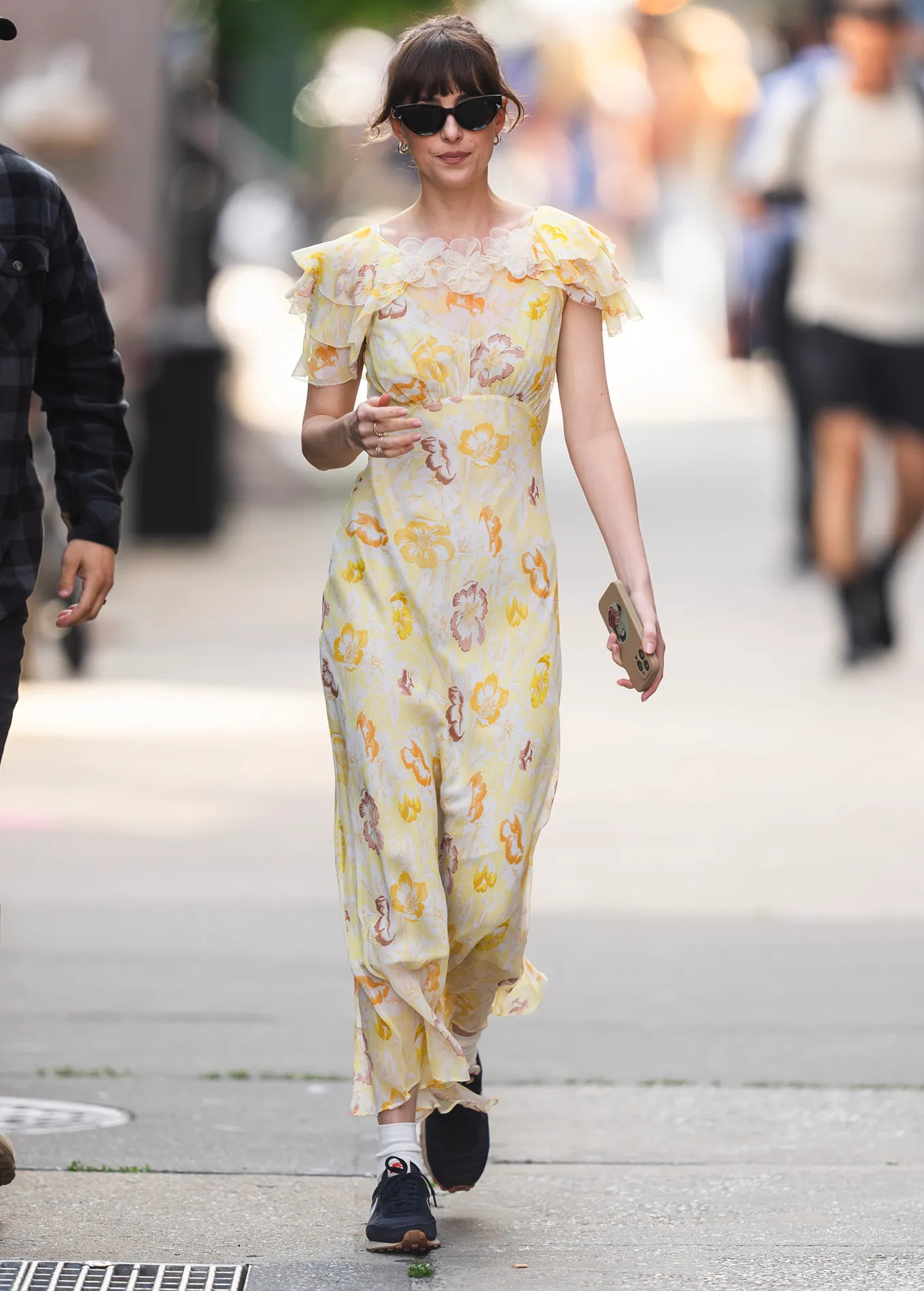 The Materialist’ten İlhamla: Dakota Johnson / 0