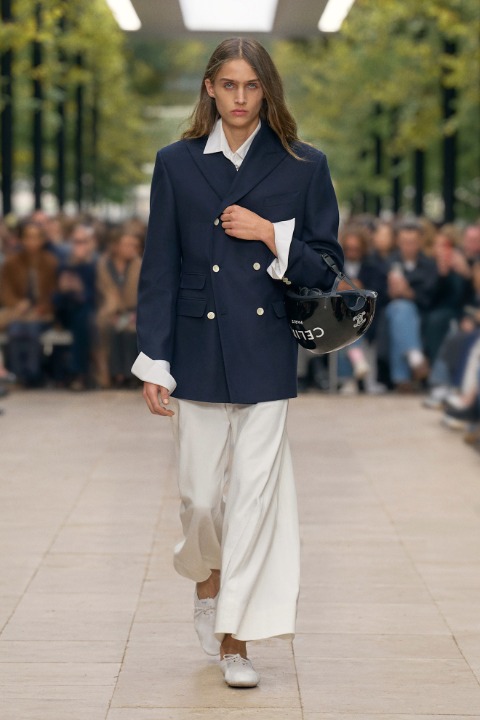 Paris Moda Haftası: Celine İlkbahar/Yaz 2026 / 15