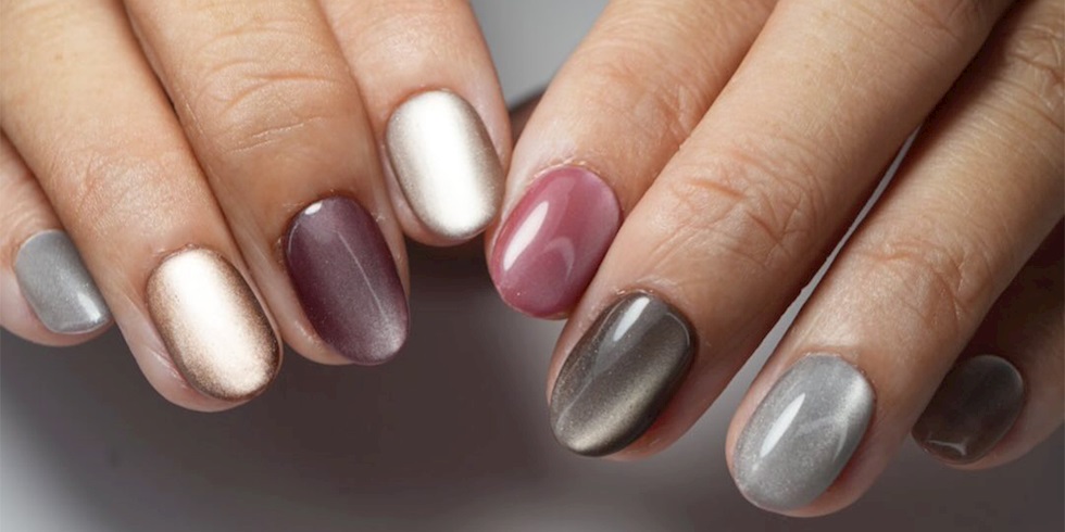 Cat-Eye Manikür: Sonbahar Sezonunun En Işıltılı Yorumlarından Biri