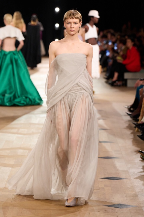 Paris Moda Haftası: Balenciaga İlkbahar/Yaz 2026 / 20