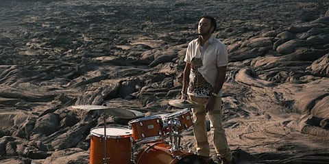 Yussef Dayes: Ritmin Ötesinde Bir Caz Deneyimi