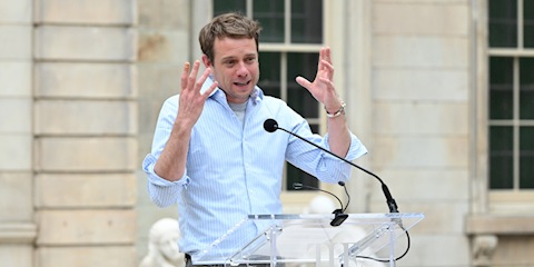 Dior Defilesi Öncesi Jonathan Anderson Hakkında Bilmeniz Gerekenler