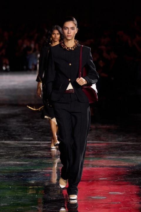 Paris Moda Haftası: Chanel İlkbahar/Yaz 2026 / 10