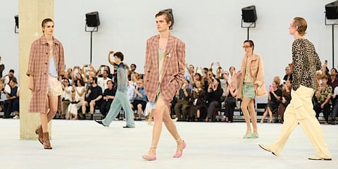 Dries Van Noten Erkek İlkbahar/Yaz 2027: Hafifliğin Yeni Yorumu
