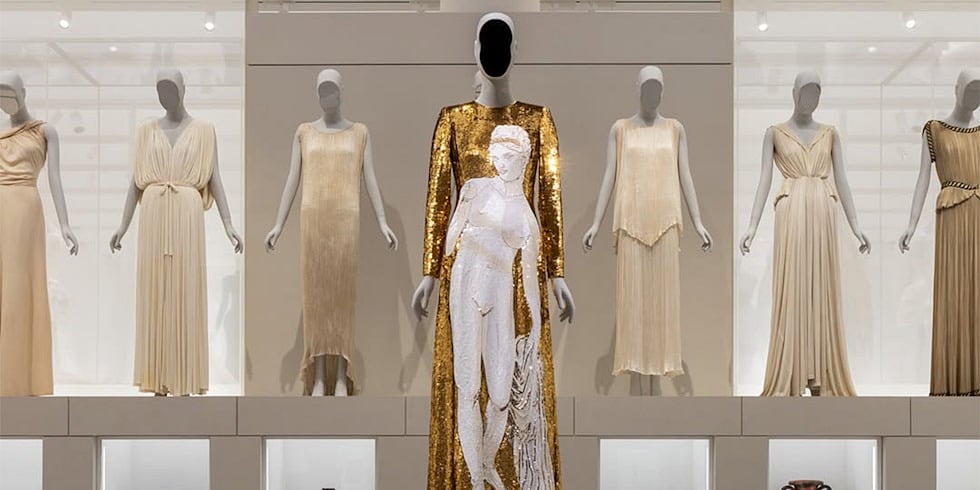 Costume Art, Modanın Neden Bir Giysiden Fazlası Olduğunu Açıklıyor