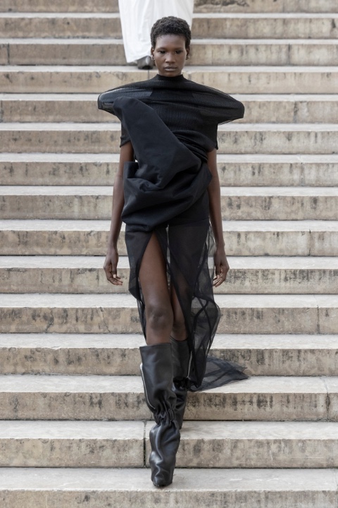 Paris Moda Haftası: Rick Owens İlkbahar/Yaz 2026 / 7