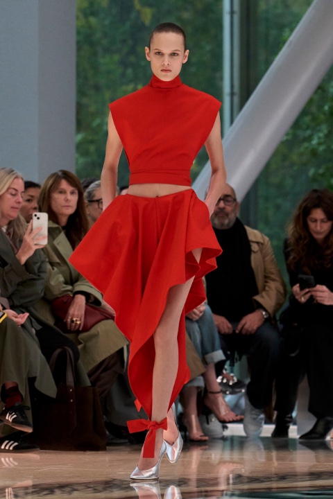 Paris Moda Haftası: Alaïa İlkbahar/Yaz 2026 / 2