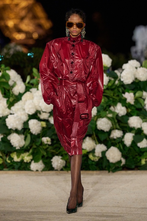 Paris Moda Haftası: Saint Laurent İlkbahar/Yaz 2026 / 9